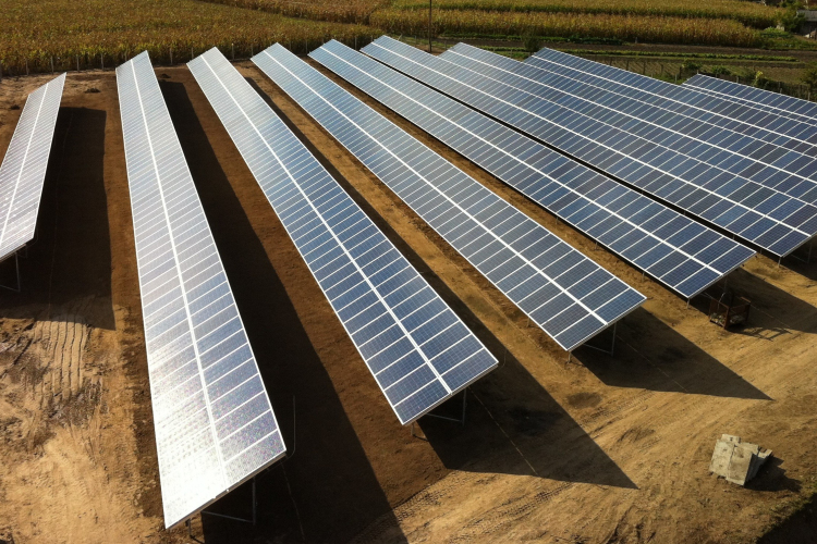 Közel 10 milliárd forintból új naperőmű létesül Kecskeméten
