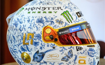 Magyar Nagydíj - Herendi sisakban versenyez Norris a Hungaroringen