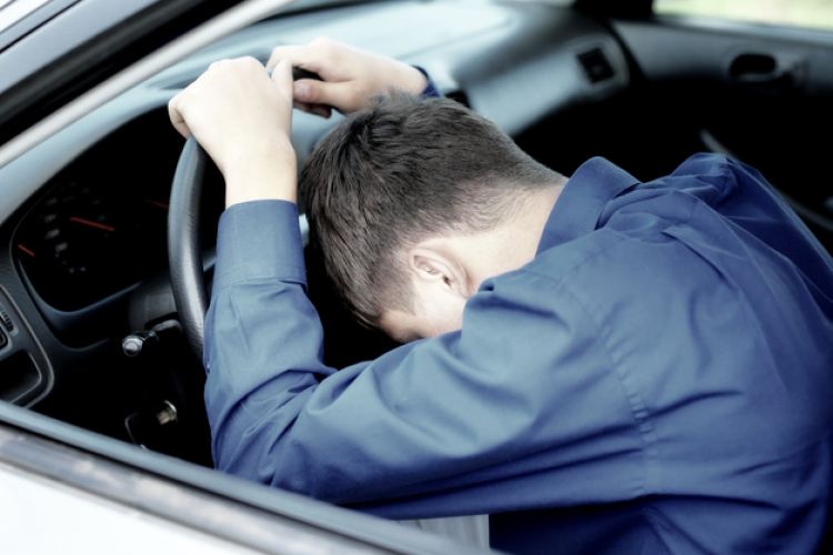 Kábítószergyanús anyagok az autóban Kocsolán