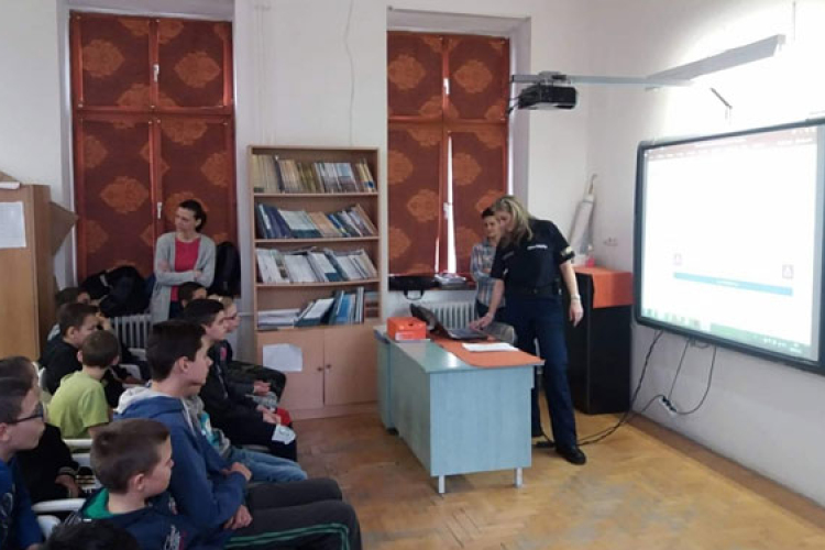 Biztonságosabb Internet Napja Dombóváron 