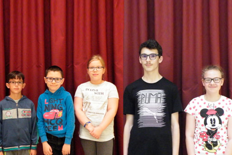 Megyei német nemzetiségi szavalóversenyen bizonyítottak a belvárosis diákok