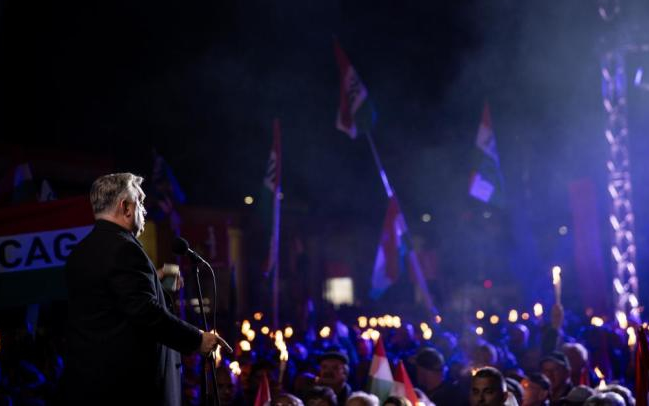 Orbán Viktor szerint ukrán manipulációkkal akarják befolyásolni a magyar választás eredményét