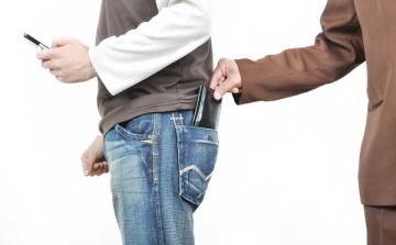  A zsebéből lopta ki a pénzt Csikóstőttősön