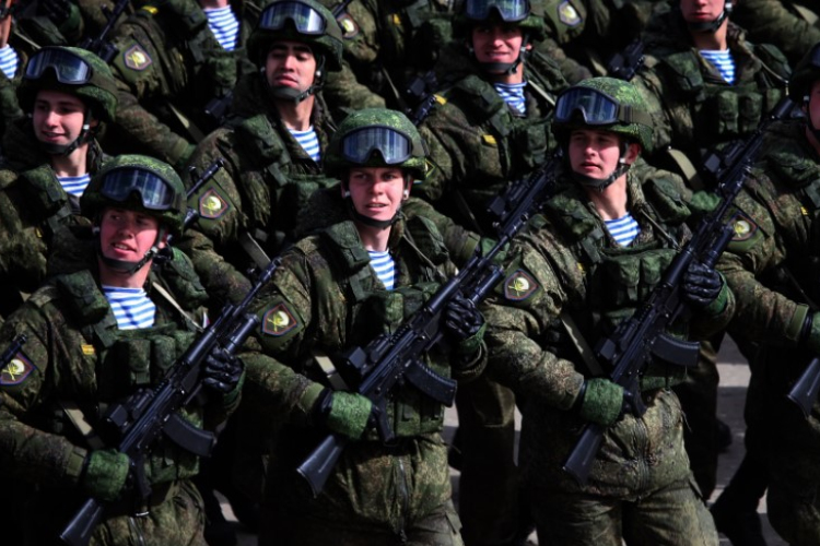 Másfél millióra emelte az orosz katonai állomány létszámát Vlagyimir Putyin