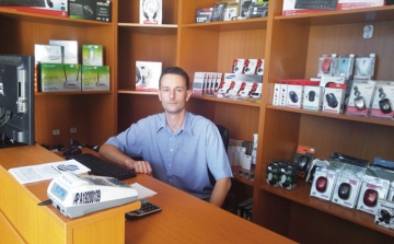 Új számítástechnikai üzlet  és szerviz nyílt Dombóváron