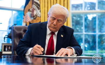 Donald Trump: az Egyesült Államok mindenképpen bevezeti az új vámokat április 2-tól