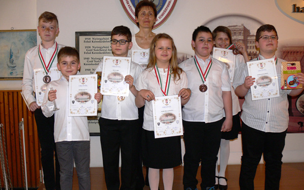 7 dombóvári érem a Jedlik Ányos fizikaverseny országos döntőjén